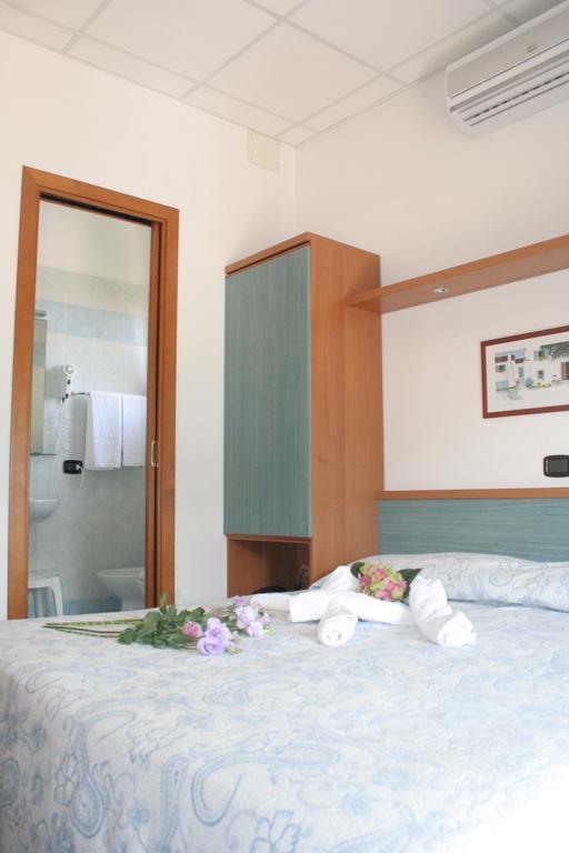 Hotel Trifoglio Lido di Jesolo Zimmer foto